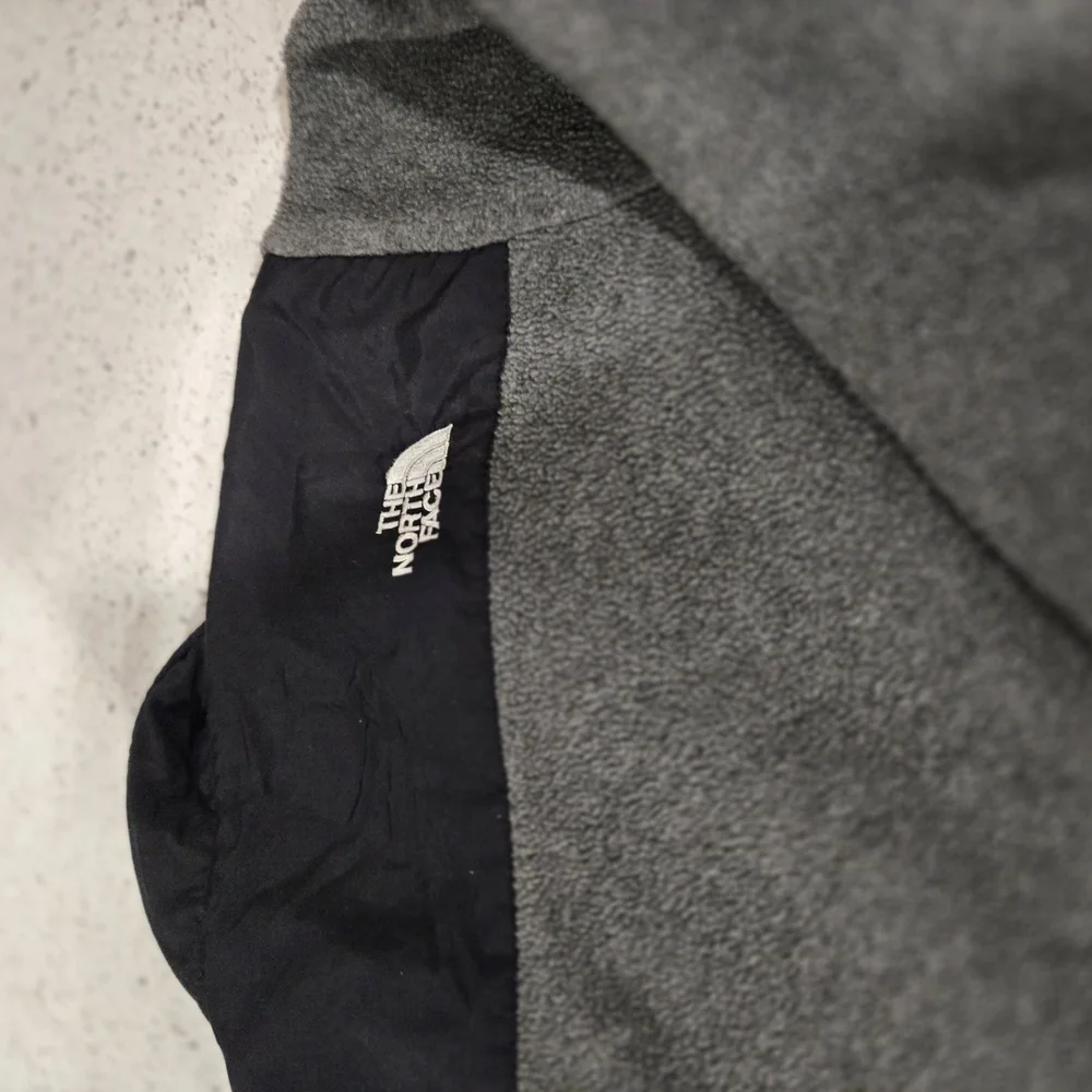 The North Face Kids Black and Gray Fleece Jacket
